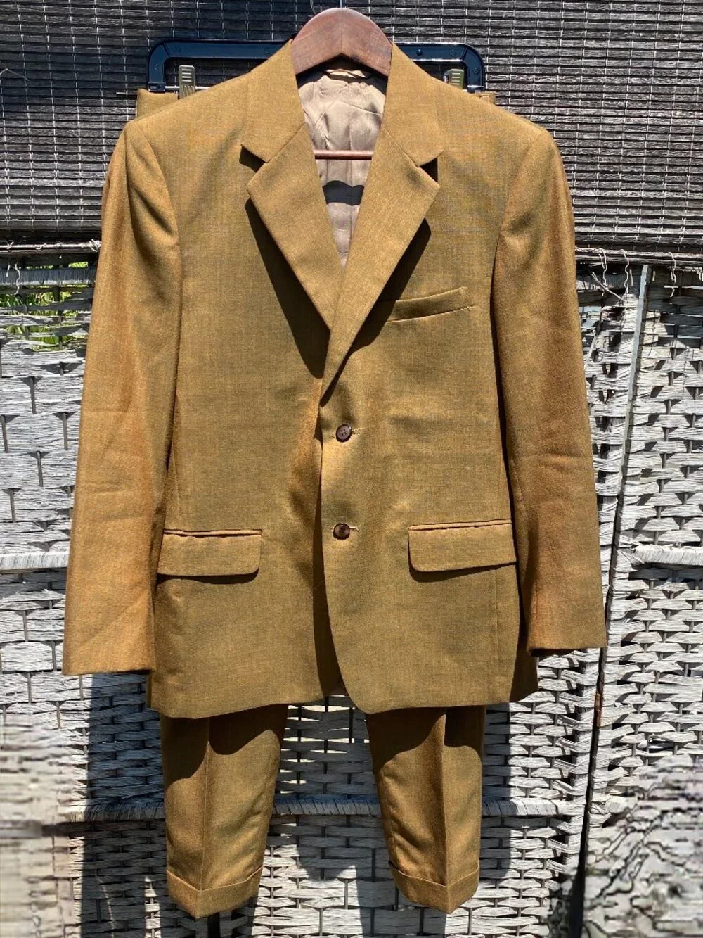 1950s (2) Two Piece Suit Gold Alexandre Two Tone England Mod Beatles Vintage 38S